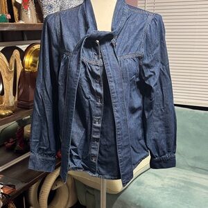 Chic Blue Denim Jean Jacket for Women